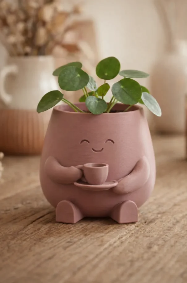 Çay içen saksı