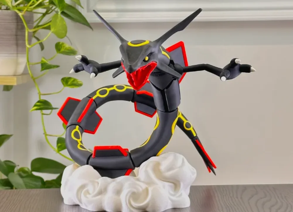 Rayquaza figürü