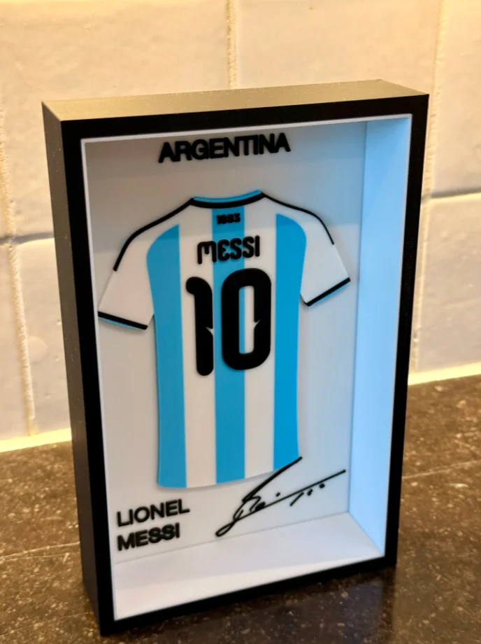 Messi Arjantin forma çerçevesi