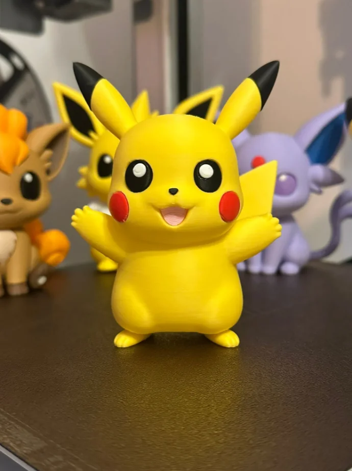 Pikachu figürü